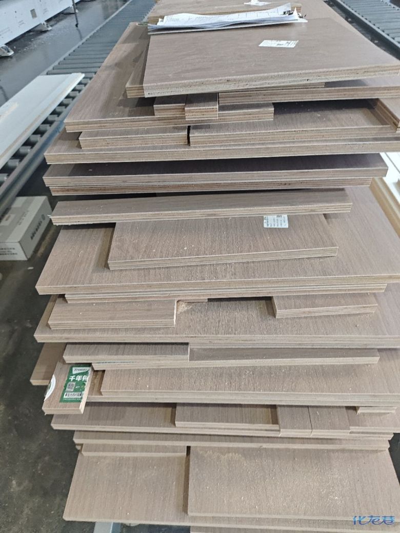 1757742133790418.jpg 3.jpg